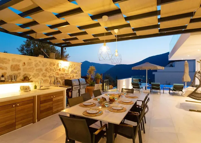 빌라 4 Bedroom In Kalamar Close To Restaurants *