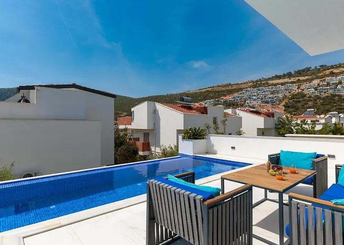 빌라 4 Bedroom In Kalamar Close To Restaurants *