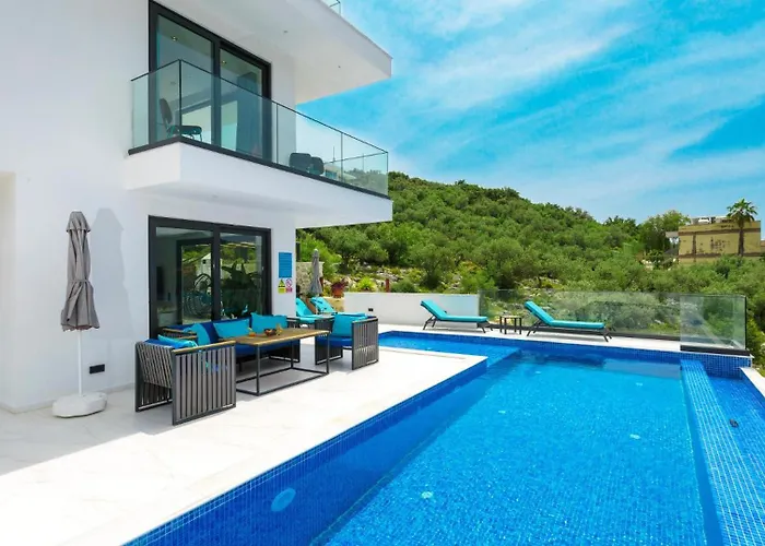 4 Bedroom In Kalamar Close To Restaurants 빌라 칼칸