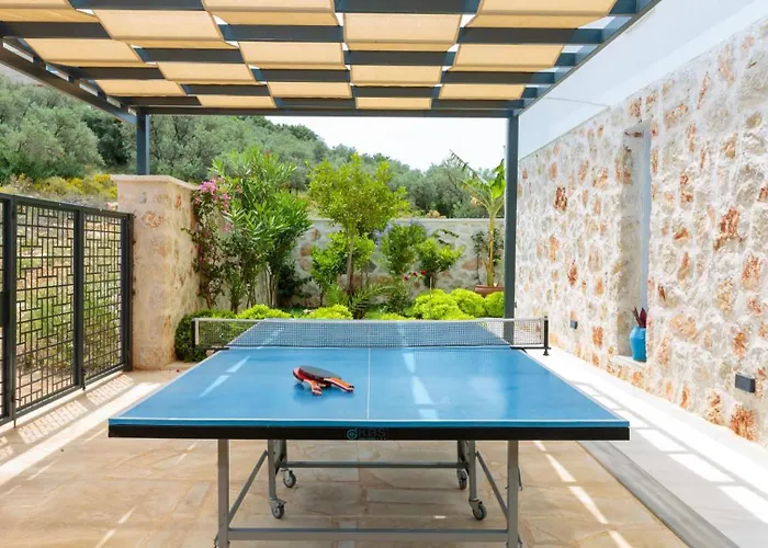 4 Bedroom In Kalamar Close To Restaurants 칼칸