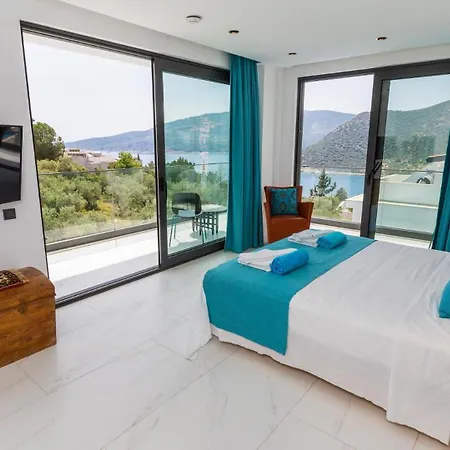 Villa 4 Bedroom 1860 *