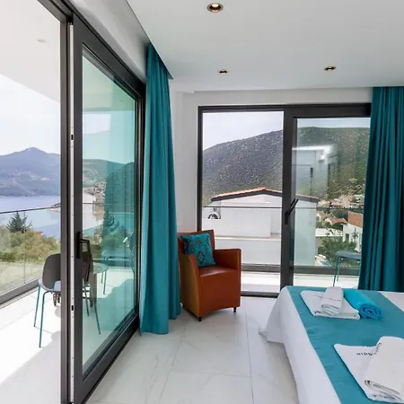 4 Bedroom In Kalamar Close To Restaurants *