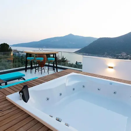 4 Bedroom 1860 Kalkan