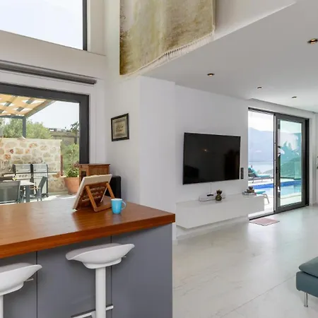 Villa 4 Bedroom 1860 Kalkan