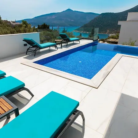 4 Bedroom 1860 Kalkan