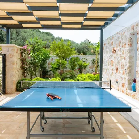 4 Bedroom In Kalamar Close To Restaurants Καλκάν