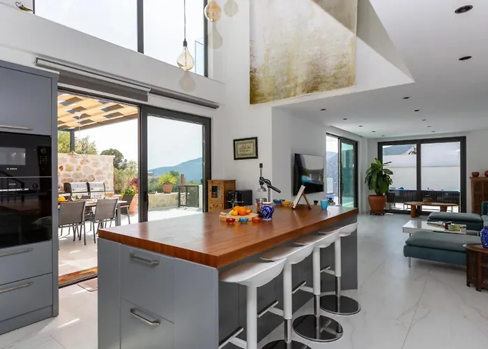 4 Bedroom In Kalamar Close To Restaurants וילה קלקן