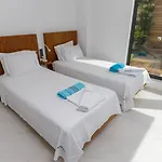 4 Bedroom In Kalamar Close To Restaurants 别墅 *