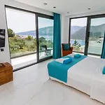 别墅 4 Bedroom In Kalamar Close To Restaurants *