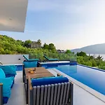 4 Bedroom In Kalamar Close To Restaurants 别墅 卡尔坎